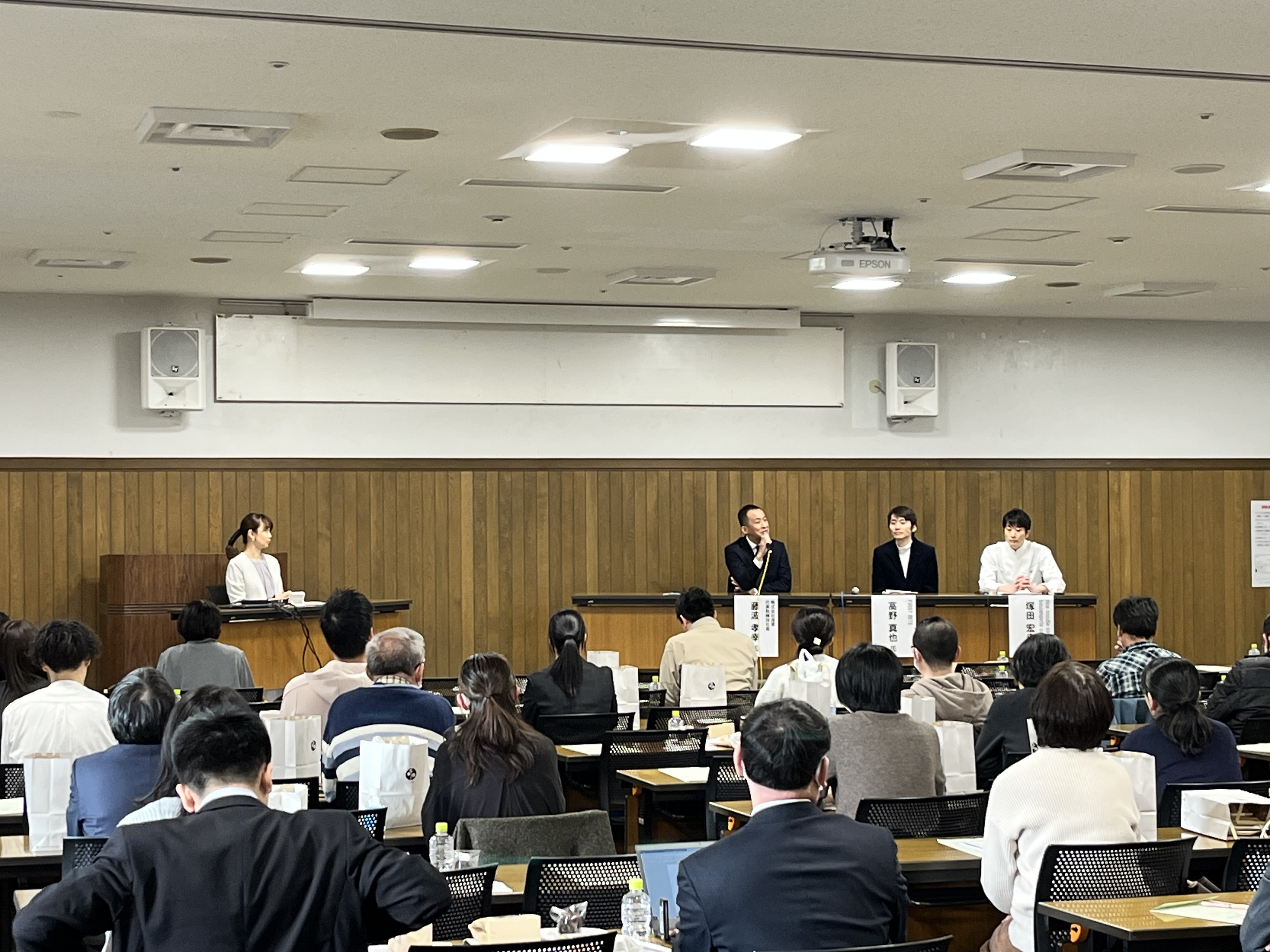 パネルディスカッション (JPG 1.57MB)