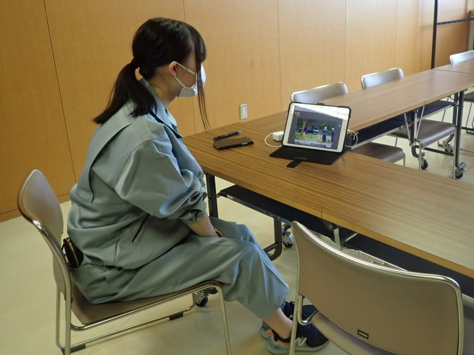 遠隔臨場で現場確認