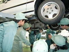 シャシ整備実習