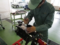 エンジン整備実習