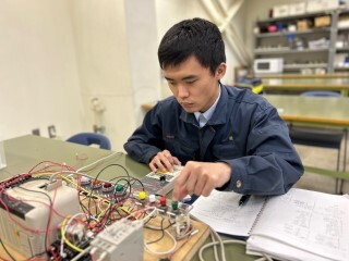 R5機械技術科2年時間講師3