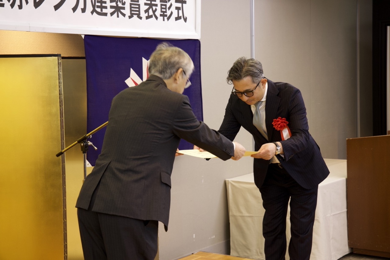 賞状授与の様子