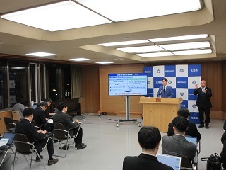 記者会見風景_1212