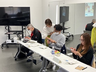 スマートフォンによるインスタグラムの操作