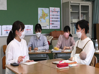 面接技術演習風景の写真