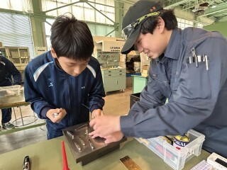 R7機械技術科相内中学校体験02