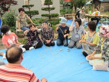 活動の様子の写真2