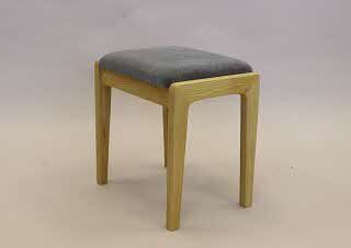 令和3年度スツール作品01