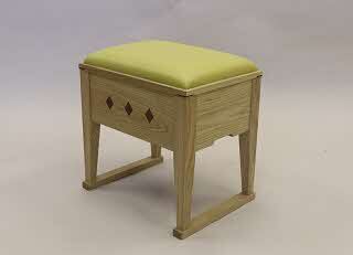 令和3年度スツール作品03