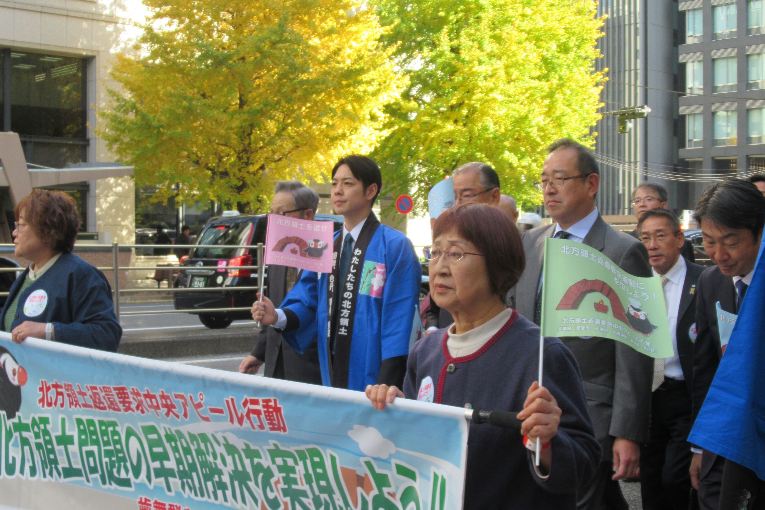 アピール行進の様子