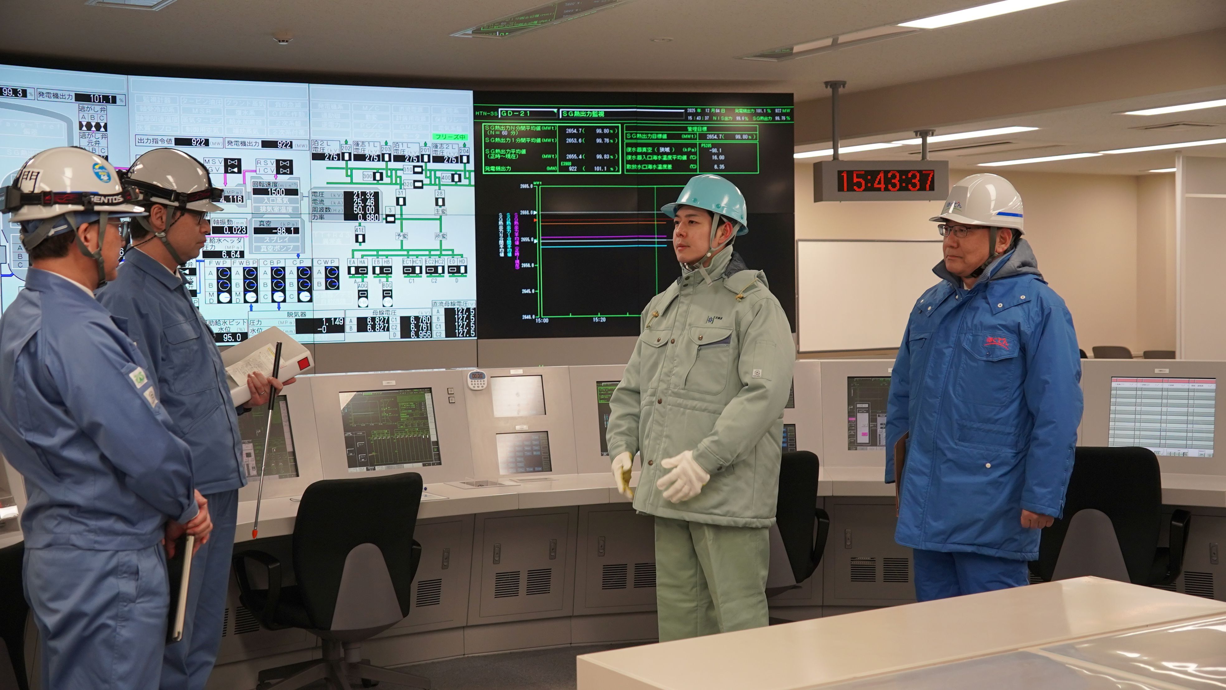 3号機シミュレータ(訓練) (5) (JPG 788KB)